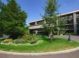Holiday Inn Bar Harbor Regency Hotel by IHG