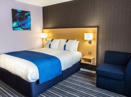 Holiday Inn Express Manchester Airport, an IHG Hotel, hotell i Hale
