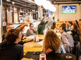 Marathon Hostel