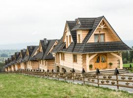 GÓRALOWE domki & SPA，Bańska的木屋