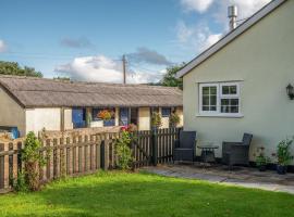 Monks Cleeve Bungalow, hotell i Exford