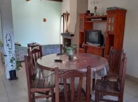 Casa Carina, apartment in Yala