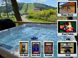 Slippery Slope Cabin at Deep Creek Lake / Wisp Mountain (3 BR), hotel in zona Garrett County - ODM, 