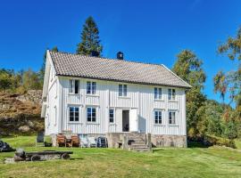 Amazing Home In Bjelland With House A Panoramic View, villa en Bjelland