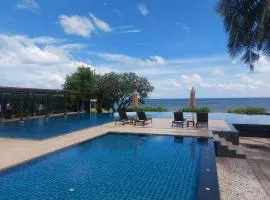 Baan Chan Talay - D32 A modern comfortable 2 bedroom apartment in Chaam