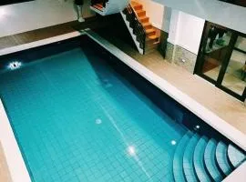 Paradise Beach House D-2, glamping site in San Juan