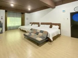 CN Homestay C3 Floor 3 at Nagoya Hill Mall