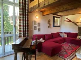 Tuckett Lodge - A large flat for families and groups of friends