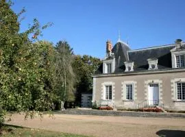 Gîte de charme avec piscine chauffée et sauna, au cœur d'une propriété historique en Val de Loire - FR-1-381-128