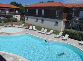 3 étoiles - Aureilhan bord du lac