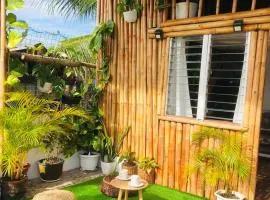 Joyful Hut with Netflix and Perfect Sunrise View Maya, Daanbantayan