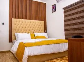 NIFEWAT APARTMENT,Bris suite 1bedroom apartment gym, Netflix,WiFi