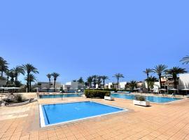 Residencial Primavera, cottage ad Arona