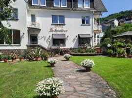 Pension Schneider, bed & breakfast i Cochem