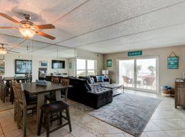 Oceanfront Sunrise 2 Bed 2 Bath Condo with Pool, holiday rental in Ormond Beach