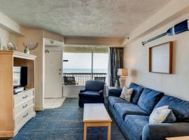 Oceanfront with Kitchen and Wifi Sleeps 6, hôtel à Daytona Beach