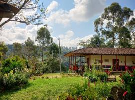 Hostal rural la montaña alquiyapura, ξενοδοχείο σε Salento