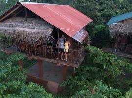 Kūrorts Chena Huts Eco Resort pilsētā Sigirija