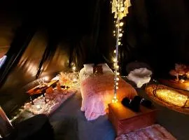 Glamping in - luxury tent