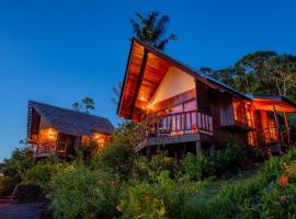 Palau Carolines Resort, resort in Koror