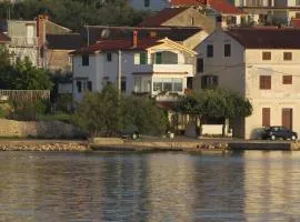 Apartments by the sea Preko, Ugljan - 8515