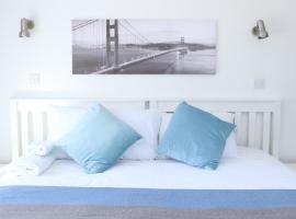 Royal relax guest house, hotel em Palapye