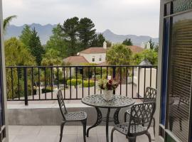 Mountain View Self-Catering Apartment, hotel com spa em Somerset West