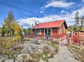 4 Mi to Grand Lake Mtn-View Cabin with Fire Pit!