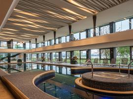 Hotel Helikon, Keszthely, hotel com spa em Keszthely