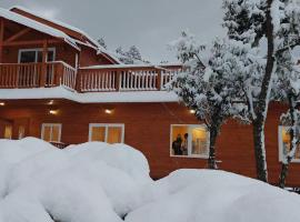 Vanprastha Resorts: Almora şehrinde bir otel