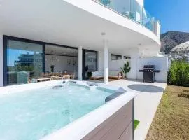 797 HOLIDAY RENTALS - Lujoso apartamento para 6 con jacuzzi en Higueron