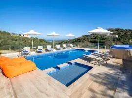 Etesians Villa, Heated Pool & Spa Whirlpool, BBQ, By ThinkVilla