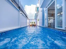 T-Maison Boutique Villa, with Pool, Karaoke, Billiards, near beach, Vung Tau