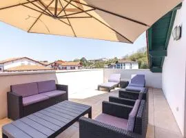 Appartement moderne à Hendaye, 400m de la plage, terrasse, parking et WiFi inclus - FR-1-2-371