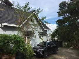 Gifhouse Đà Lạt - Pine 4pn nguyên căn 6-12 khách