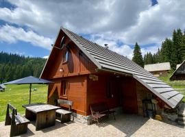 Cosy Chalet on Pokljuka - Brunarica Tinkara, cabin sa Zgornje Gorje