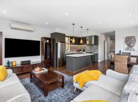 The SCOOP, apartment in Queenscliff