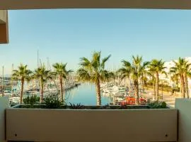 Studio 4 People - Christmas Market - Port - Beach