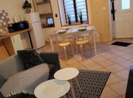 Sélénite, Chaleureuse et Cocooning., жилье для отдыха в городе Braux