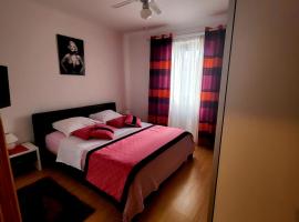 Apartment Lorna & Igor Zuvic, ξενοδοχείο με γκολφ σε Omišalj