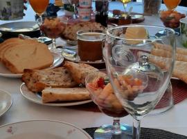Chambres d'hôtes Les Chênes, hotel em Acigné
