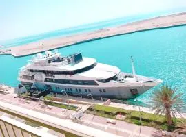 رويال مارينا بانوراما ثلاث غرف Royal Beach family and businesses