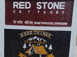 RED STONE COTTAGES, hotell i Dāhānu