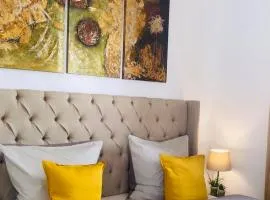 Aurum Apartment