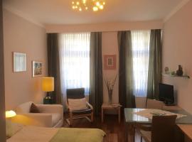 Apartment Philadelphia Vienna, хотел близо до ЖП гара Wien Meidling, Виена