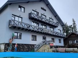 Hotel Novoe Shale, hotel v destinaci Jablunycja