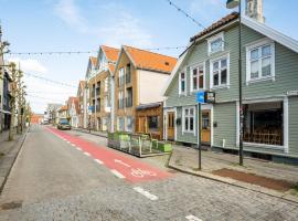 Apartment with two bedrooms and parking, hotel with parking in Stavanger