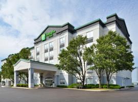 Holiday Inn Hotel & Suites Overland Park-Convention Center, an IHG Hotel, hotel cerca de Minor Park Golf Course, Overland Park