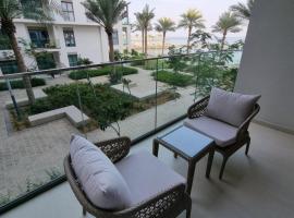 Shaqa at Address Beach Residence - Fuj, beach hotel in Fujairah