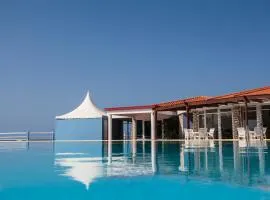 Murdeira Village, resort in Beirona